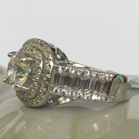 NWT Sterling Silver & Cubic Zirconia Ring - Picture 3 of 8